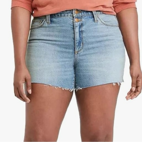 NWT UNIVERSAL THREADS Vintage Stretch Midi  Fitted Hip & Leg Shorts Size 10 - Picture 2 of 11